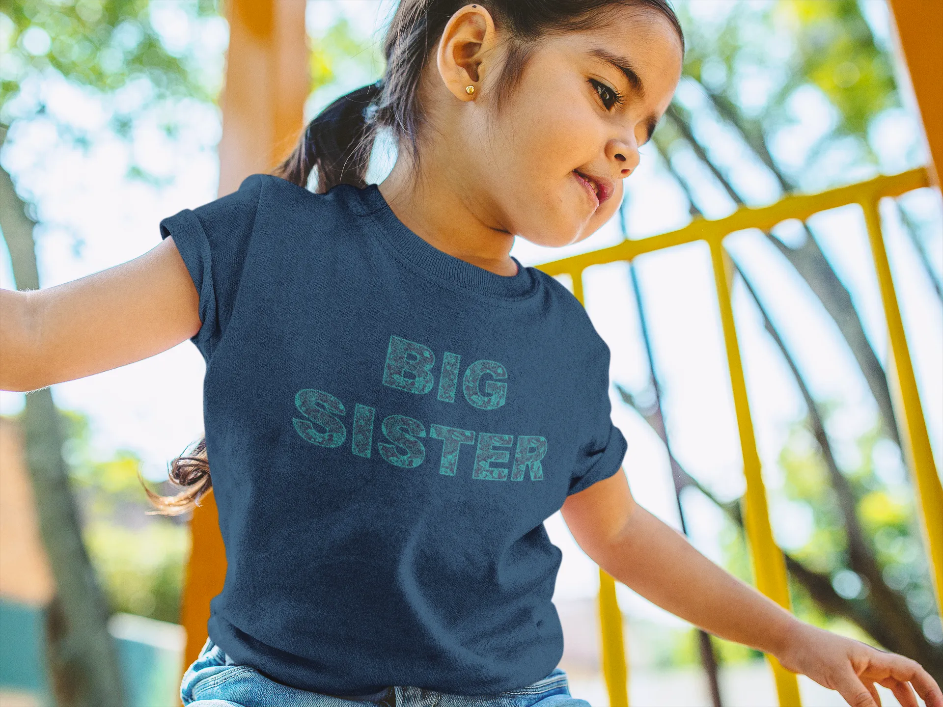 Big Sister T-Shirt Sloane