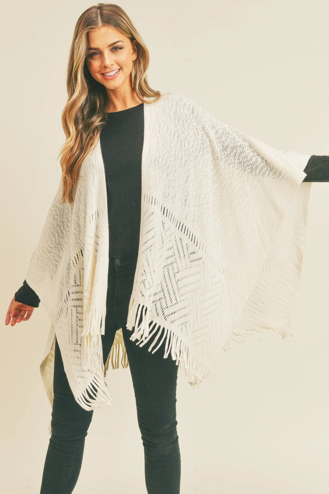 MS0262 Monique Herringbone Knit Fringe Ruana