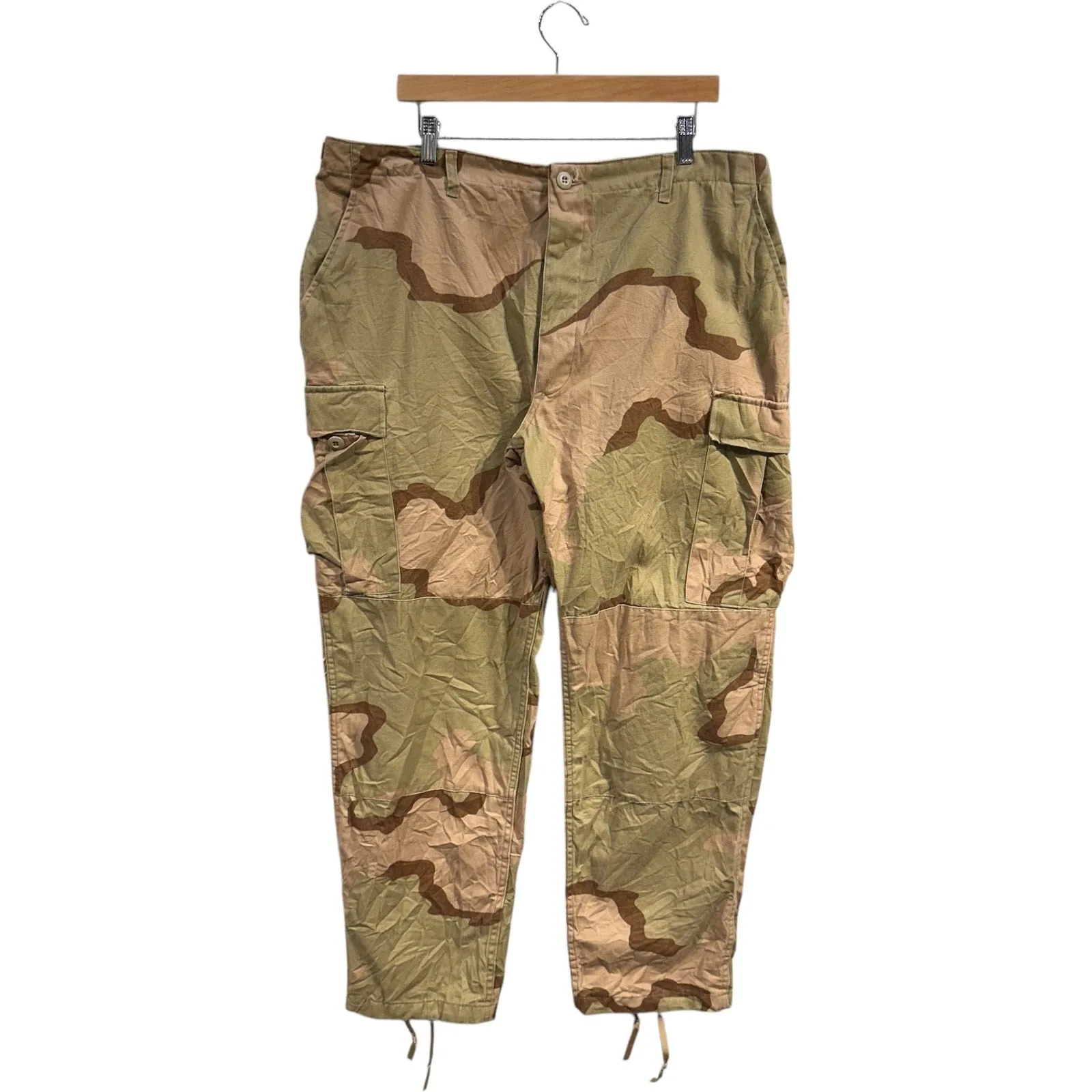 Vintage Sand Camo Cargo Pants 39x29