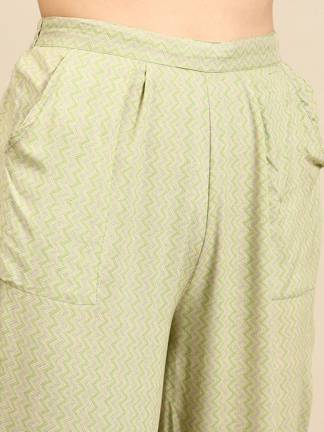 Women Green Colour blocked Empire Chanderi Cotton Kurta Set with Dupatta
