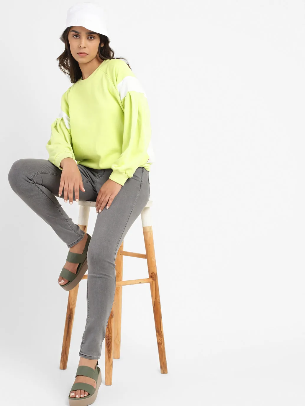 Women's Colorblock Round Neck Sweatshirt